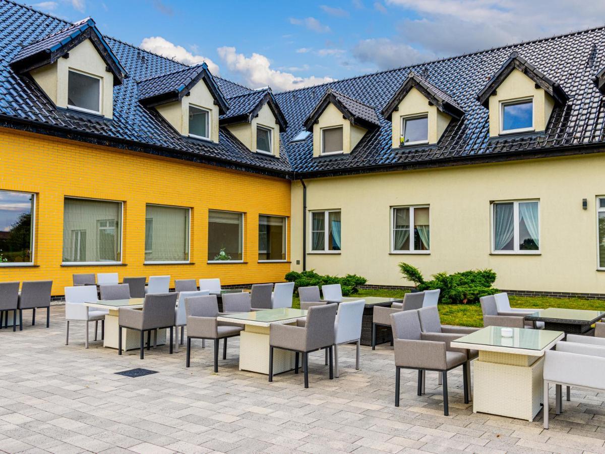 Pensjonat Zielone Wzgorze Lipiany Exteriér fotografie